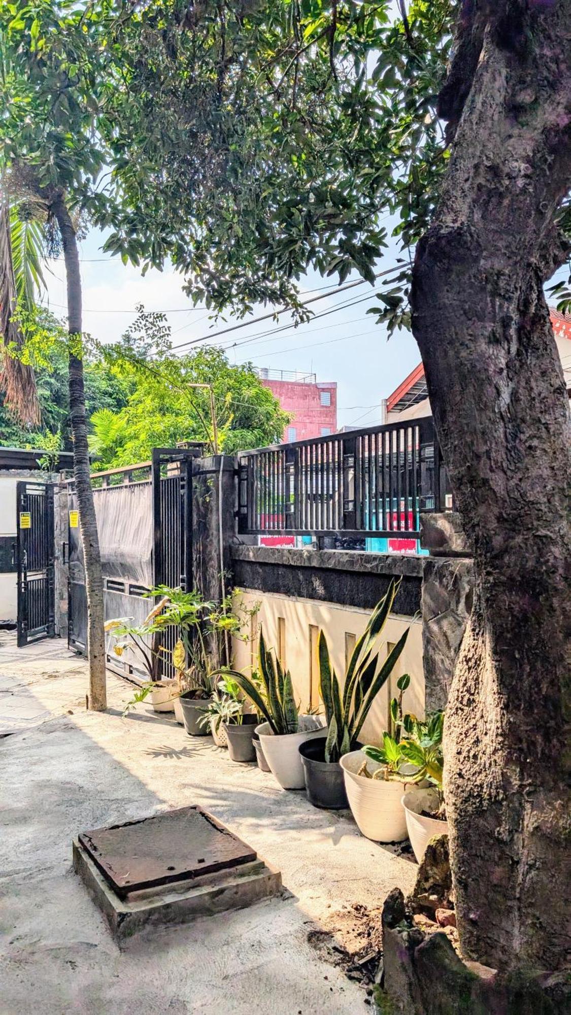 Green Surabaya Homey Eksteriør billede