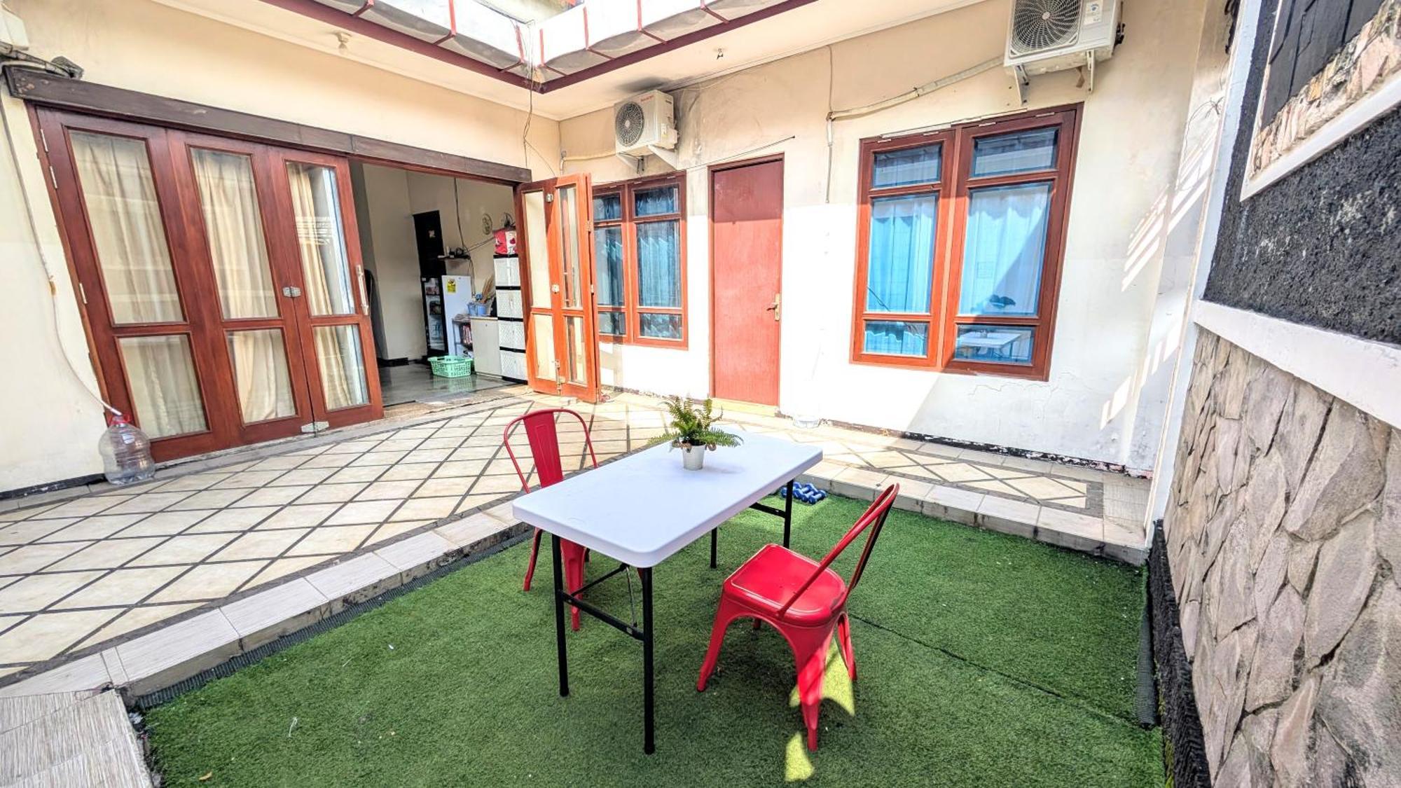 Green Surabaya Homey Eksteriør billede